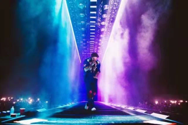 Stage light 1