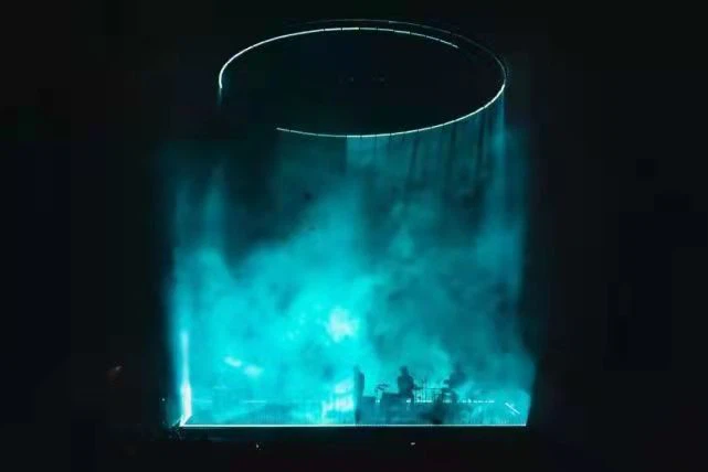 Stage light 7